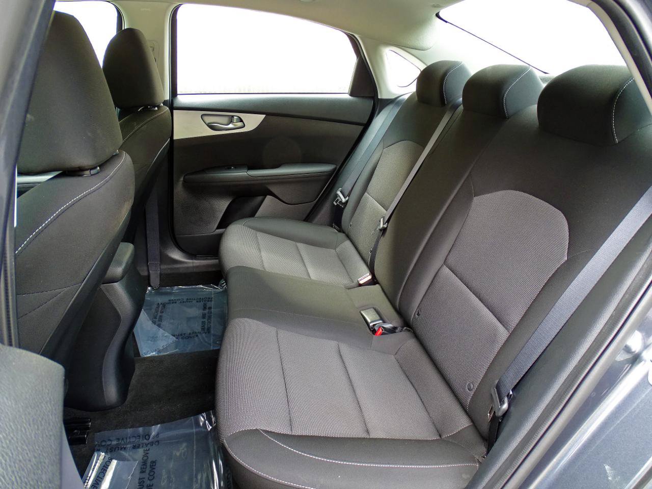 Used 2024 Kia Forte LXS w/ LXS Technology Package FWD image 28