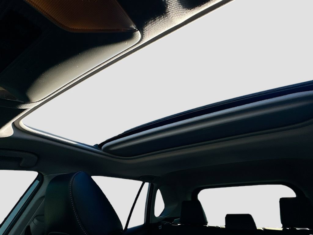 Used 2019 Toyota RAV4 XLE Premium FWD image 21