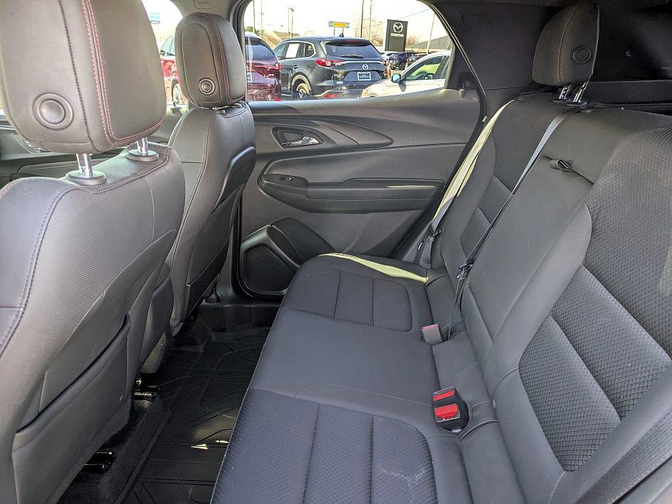 Used 2023 Chevrolet TrailBlazer RS image 23