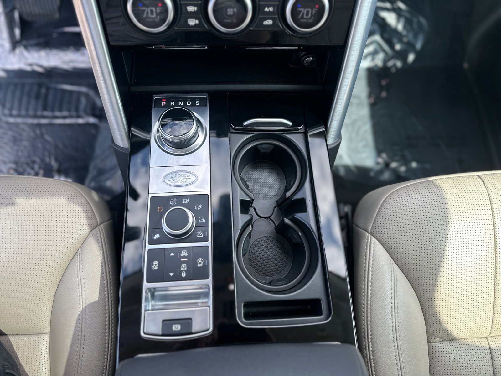 Used 2020 Land Rover Discovery HSE AWD/4WD image 31