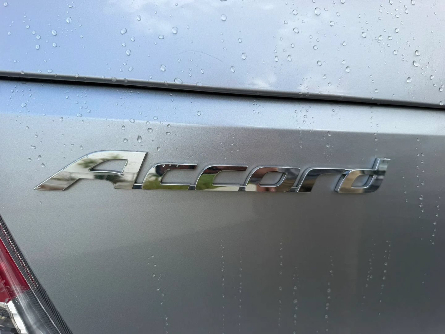 Used 2010 Honda Accord EX-L image 12