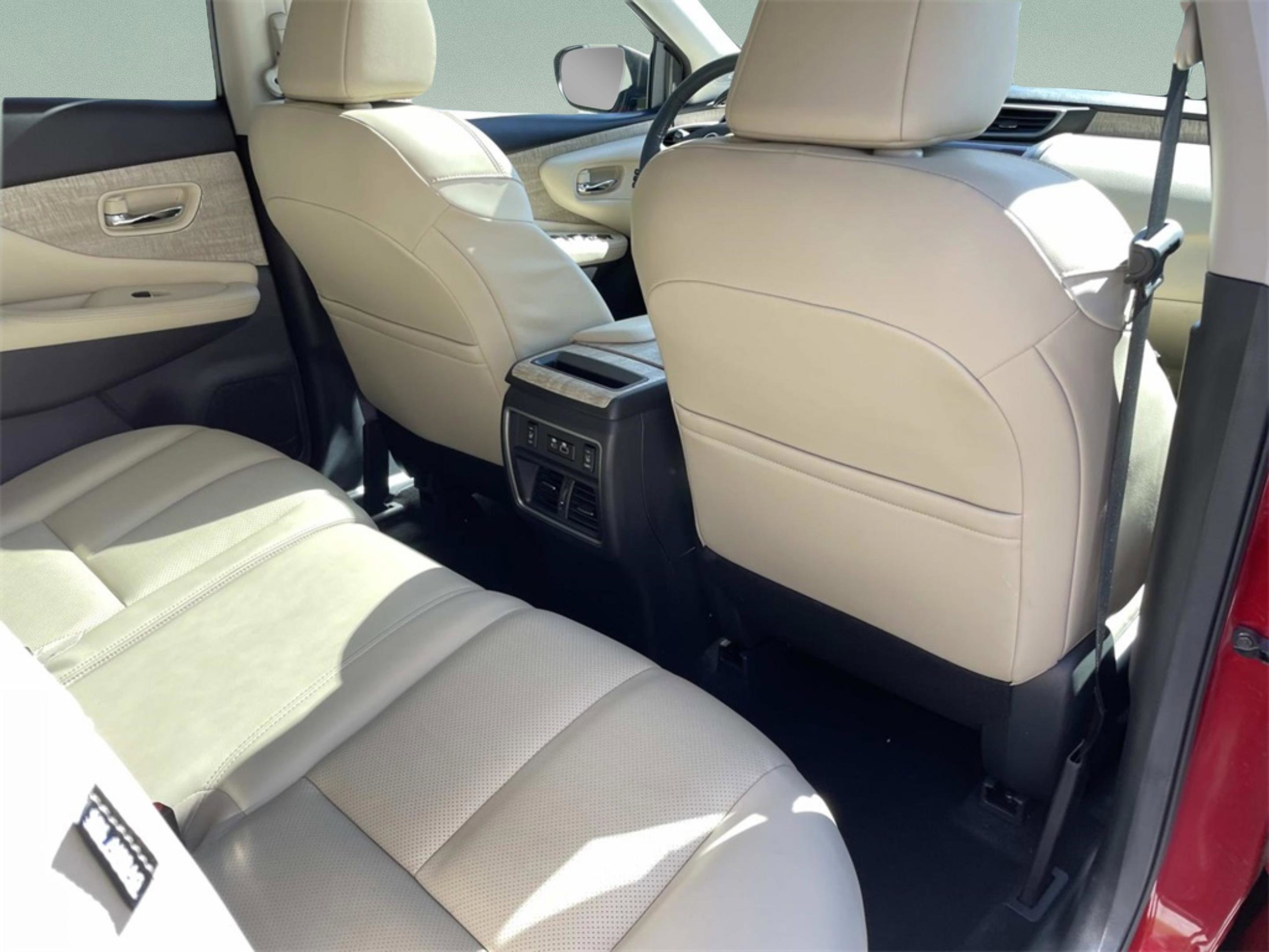 Used 2024 Nissan Murano SL image 23