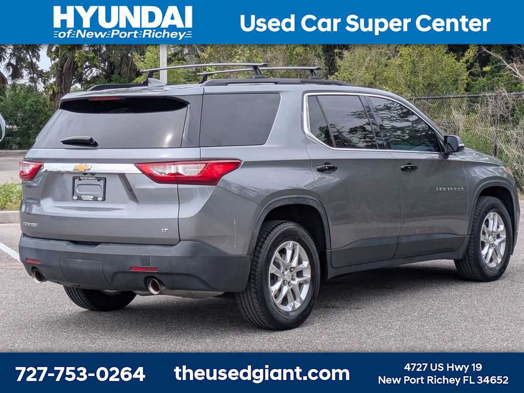 Used 2019 Chevrolet Traverse LT FWD image 5