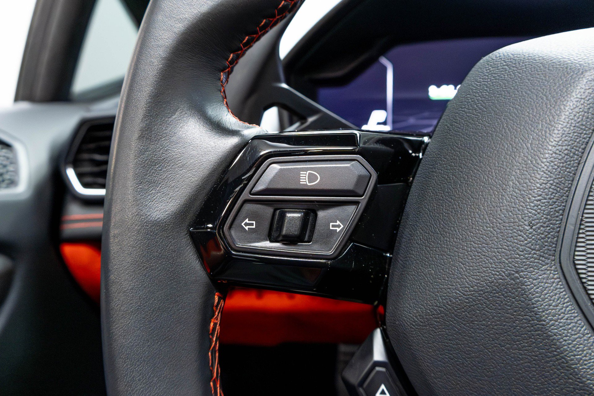 Used 2021 Lamborghini Huracan EVO RWD image 64