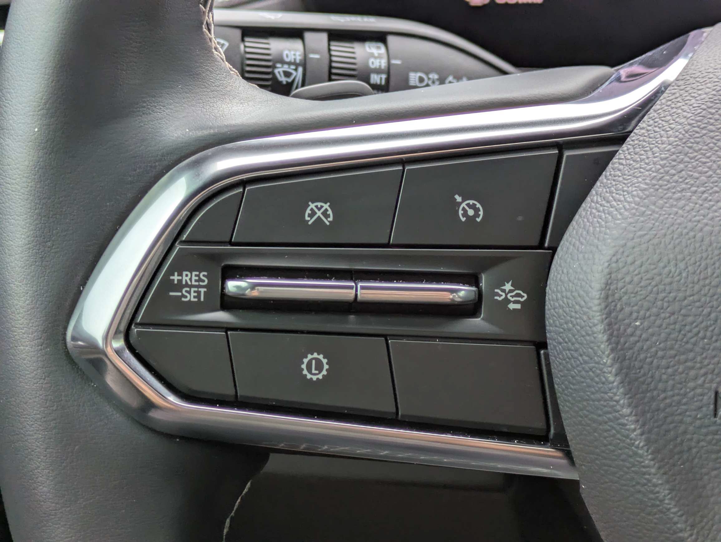 Used 2026 Chevrolet Traverse LT FWD image 20