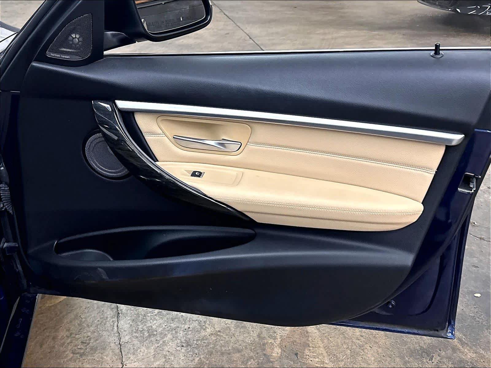 Used 2018 BMW 340i Sedan RWD image 26