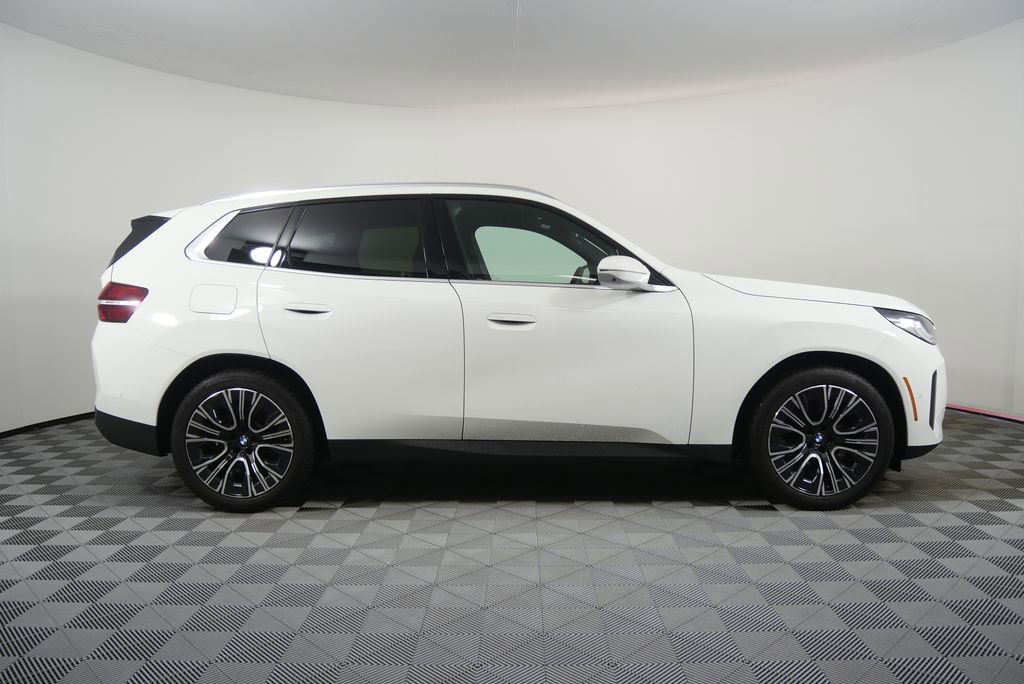 Used 2026 BMW X3 xDrive30 w/ Premium Package AWD/4WD image 2