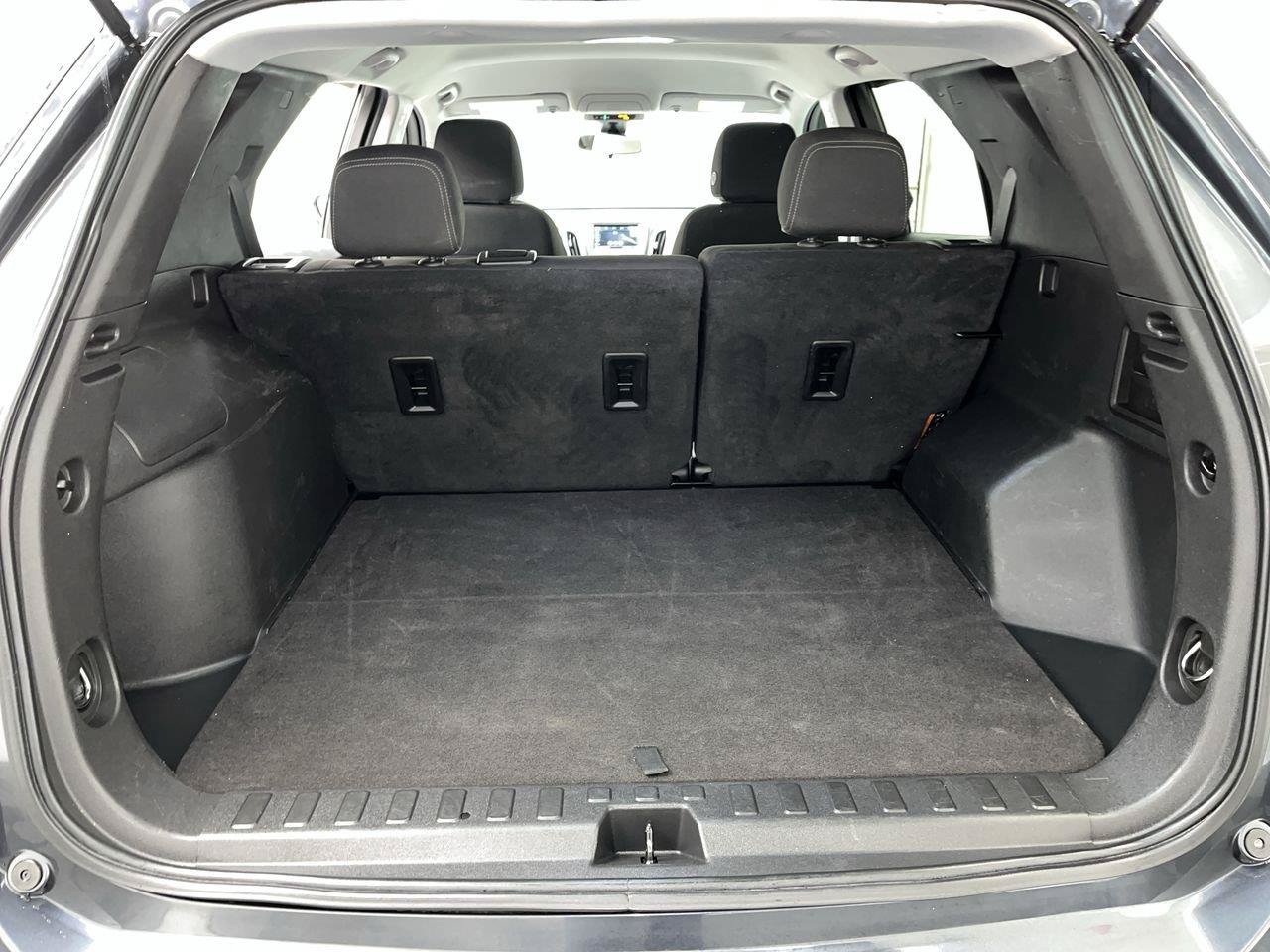 Used 2023 Chevrolet Equinox LT AWD/4WD image 26