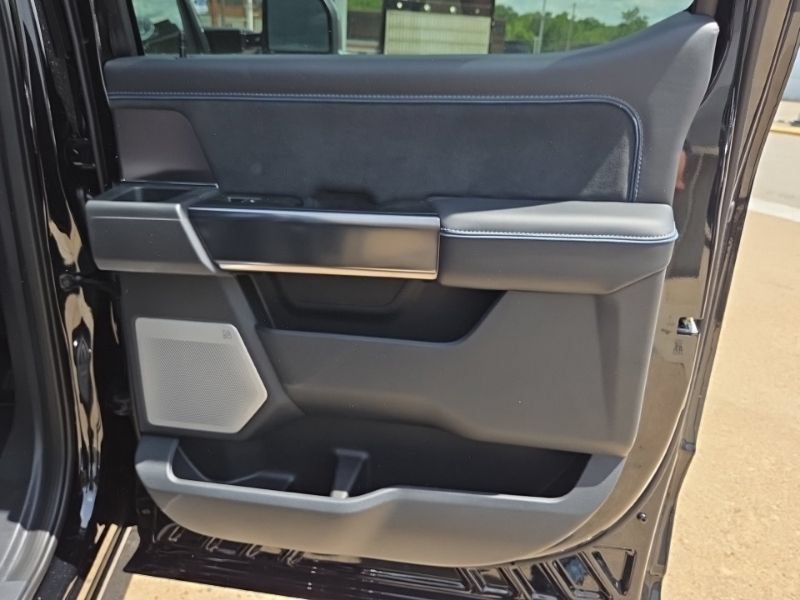 New 2026 Ford F250 Platinum AWD/4WD image 19