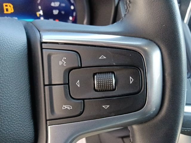 Used 2024 Chevrolet Tahoe Z71 w/ Luxury Package image 19