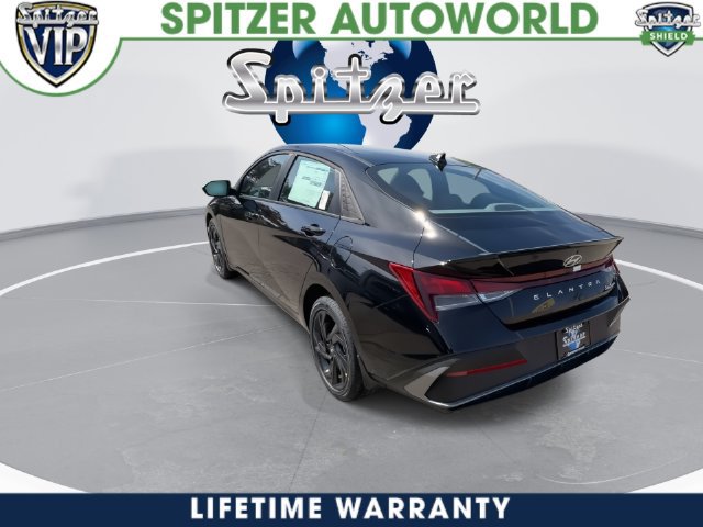 New 2026 Hyundai Elantra Sport FWD image 11