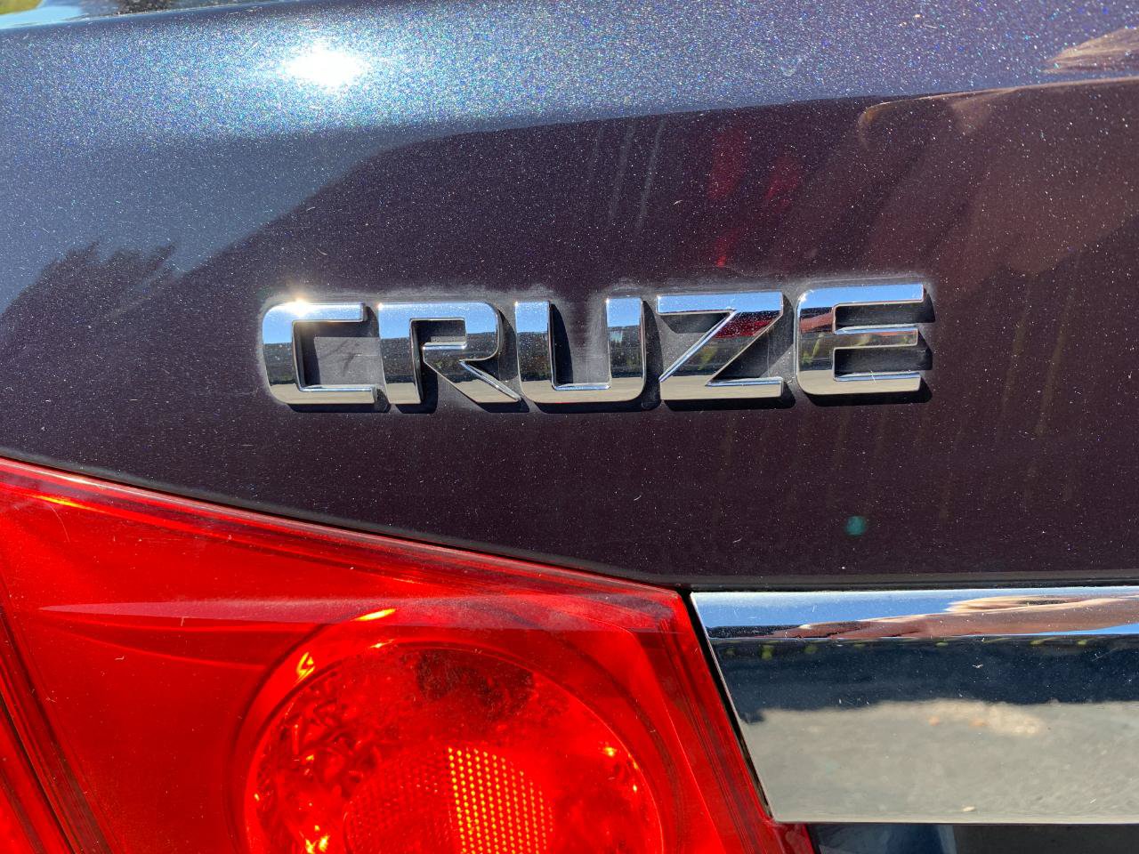 Used 2014 Chevrolet Cruze LS FWD image 32