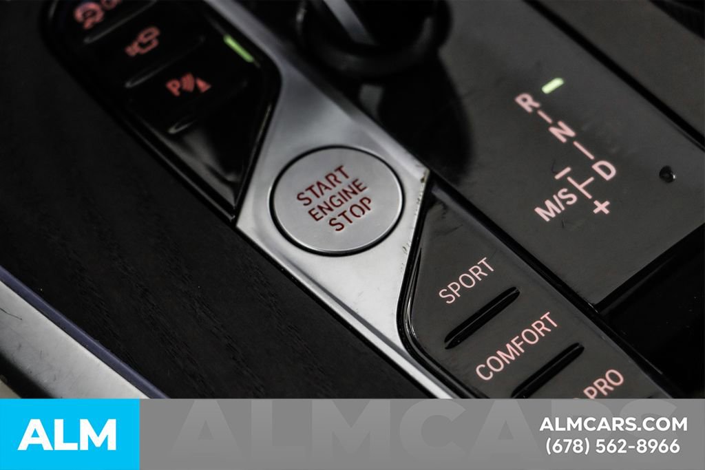 Used 2022 BMW X7 xDrive40i w/ M Sport Package image 31