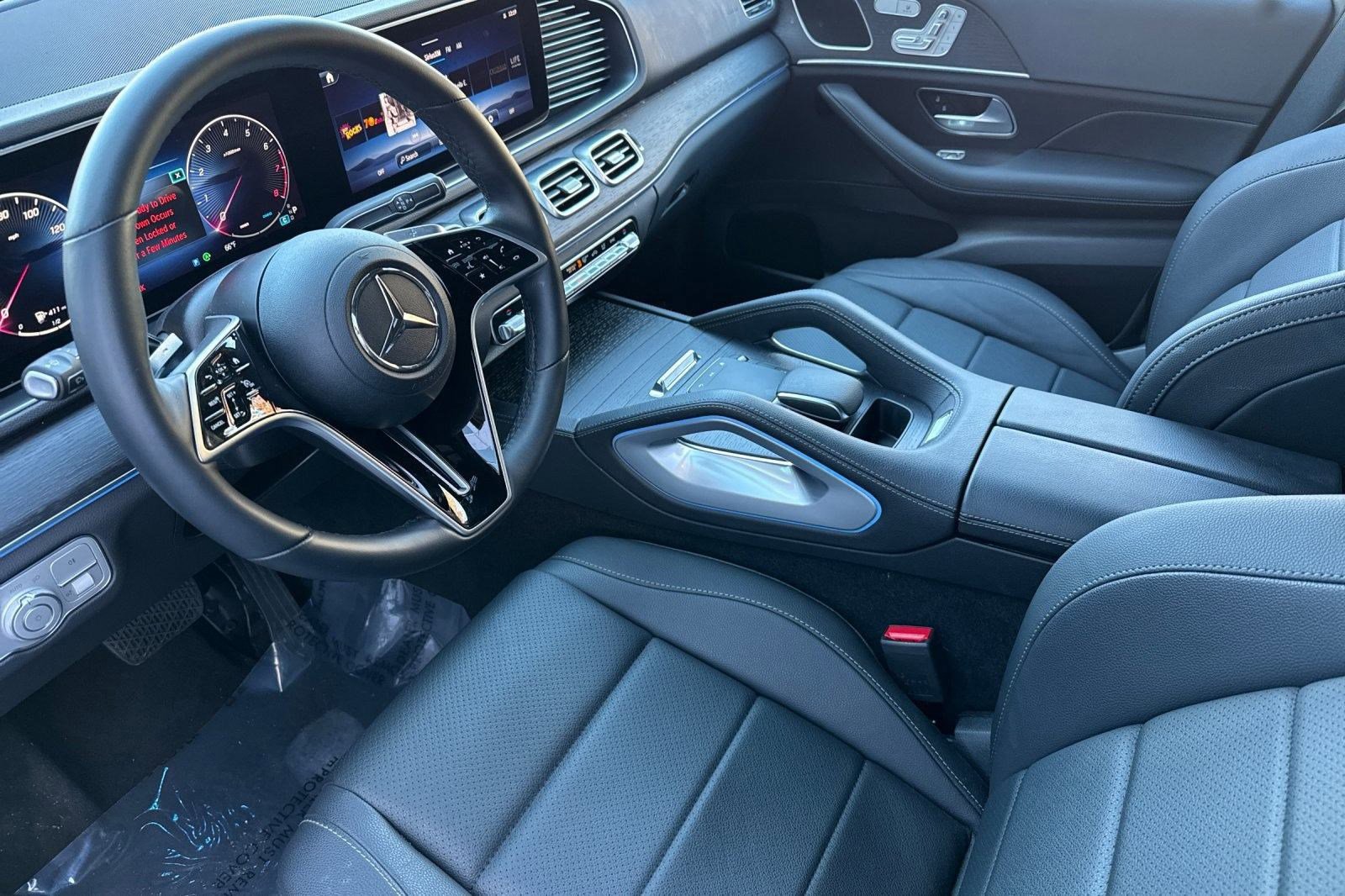 Certified 2025 Mercedes-Benz GLE 350 4MATIC image 4