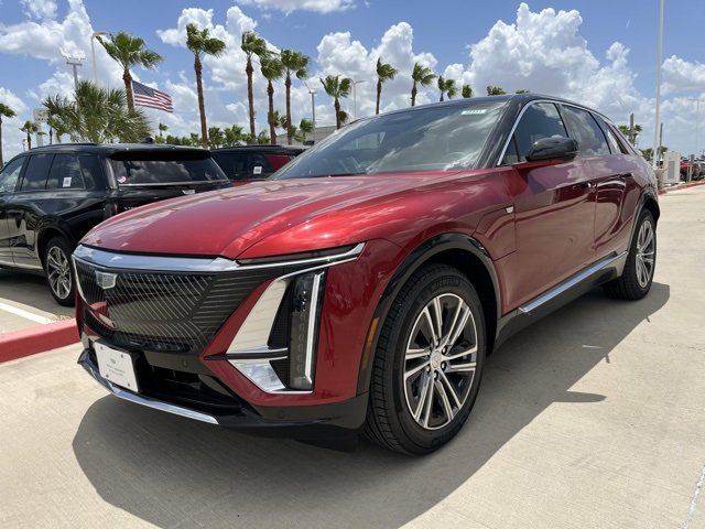 New 2025 Cadillac Lyriq Luxury image 3