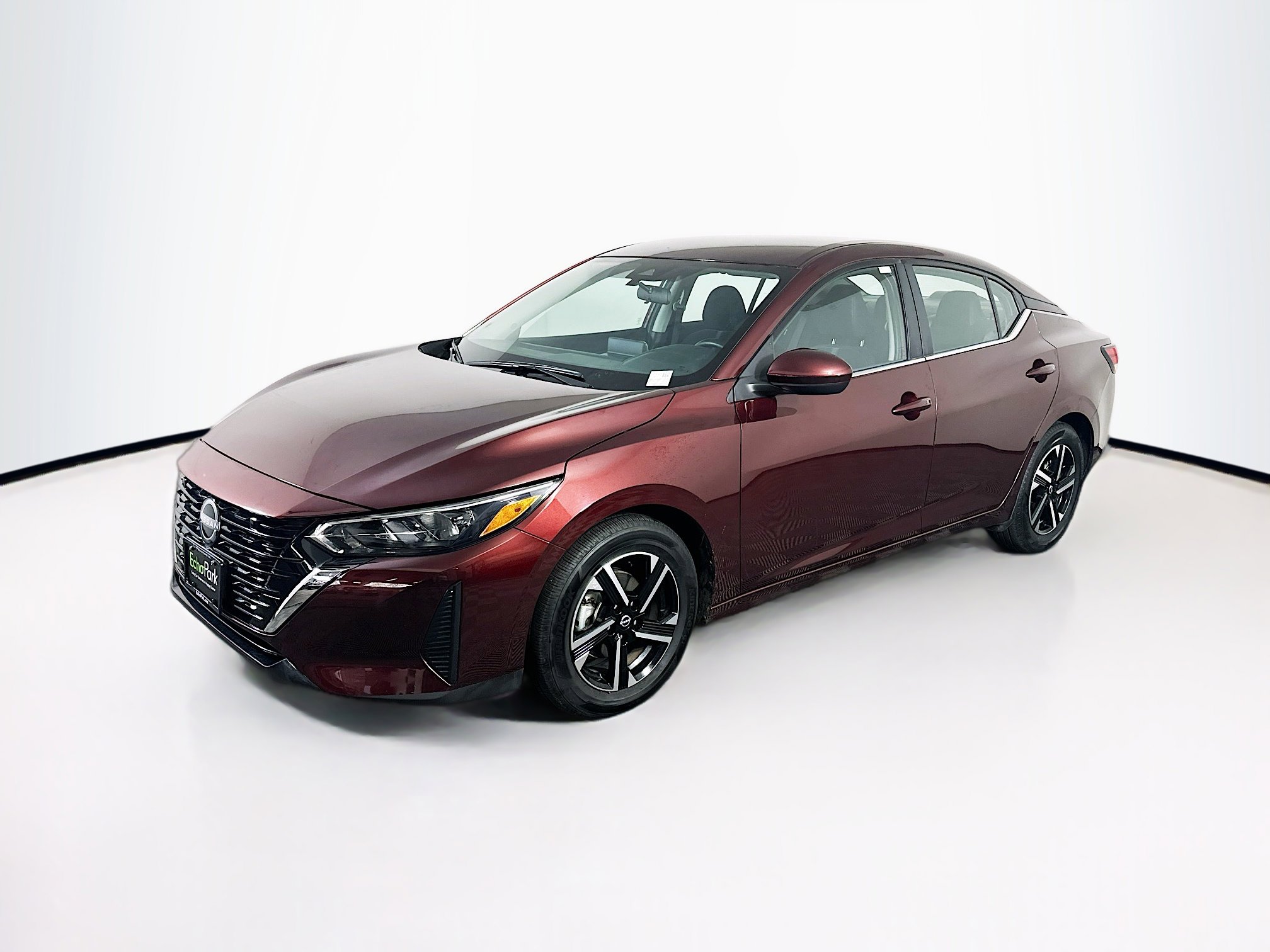 Used 2025 Nissan Sentra SV image 3