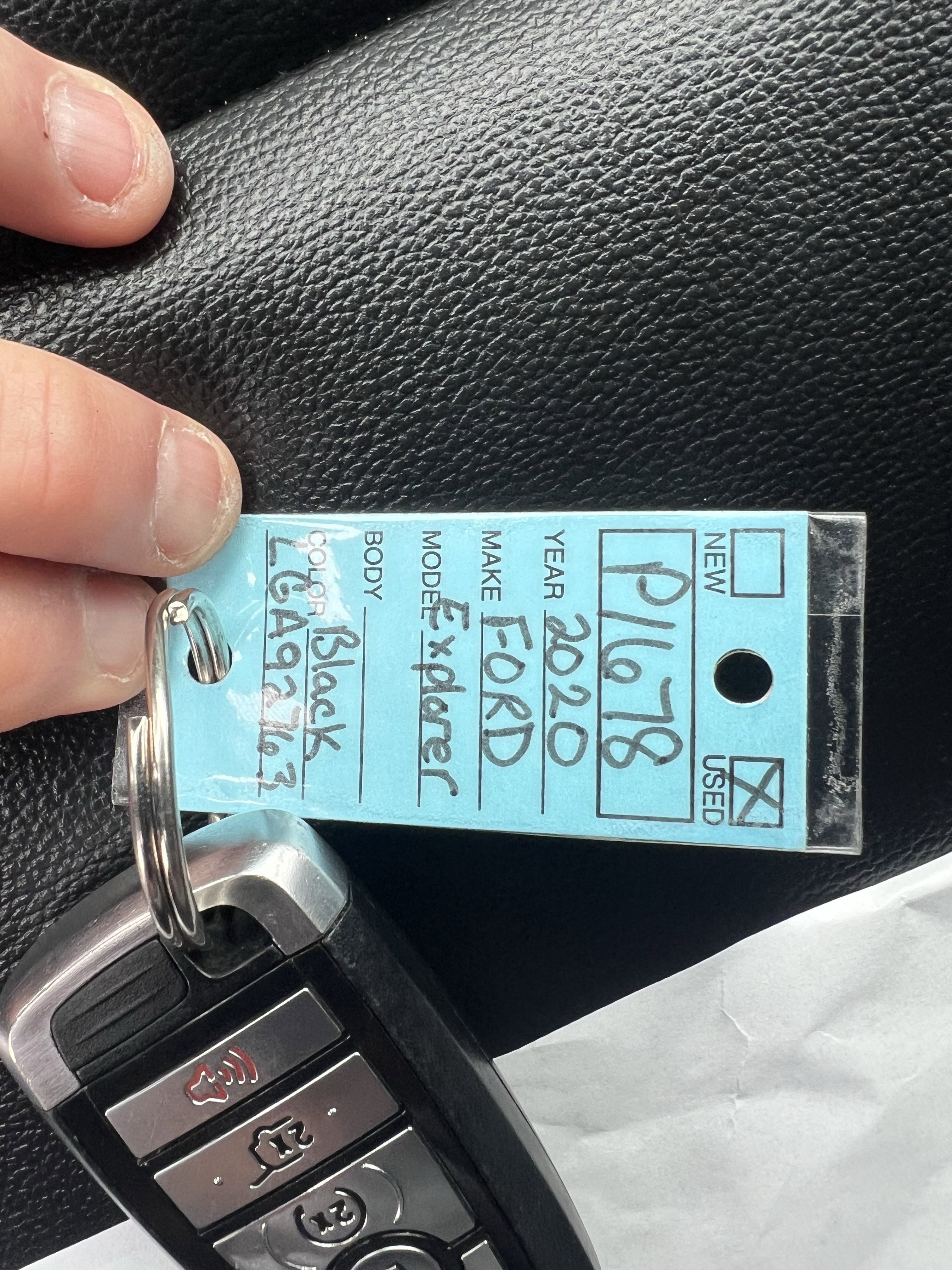 Used 2020 Ford Explorer XLT image 23