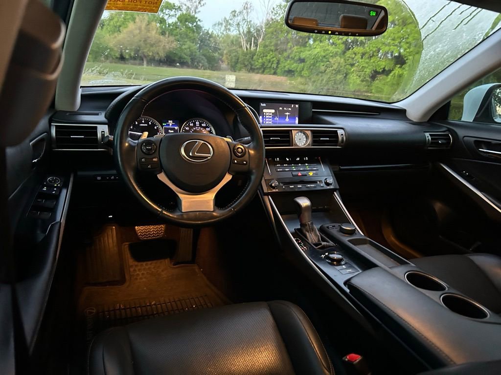 Used 2014 Lexus IS 250 image 12