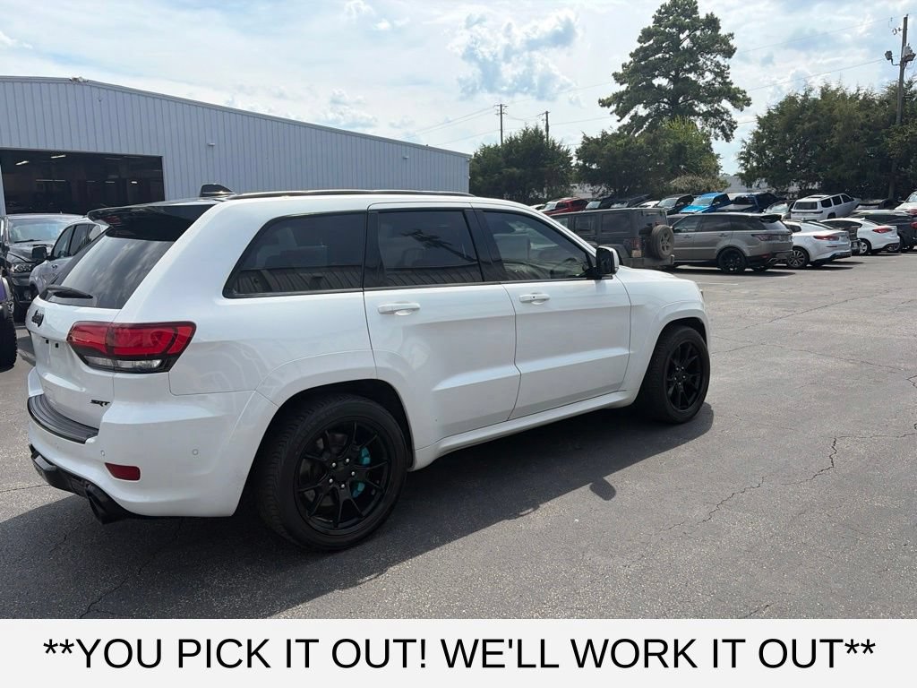 Used 2021 Jeep Grand Cherokee SRT w/ Trailer Tow Group IV AWD/4WD image 6