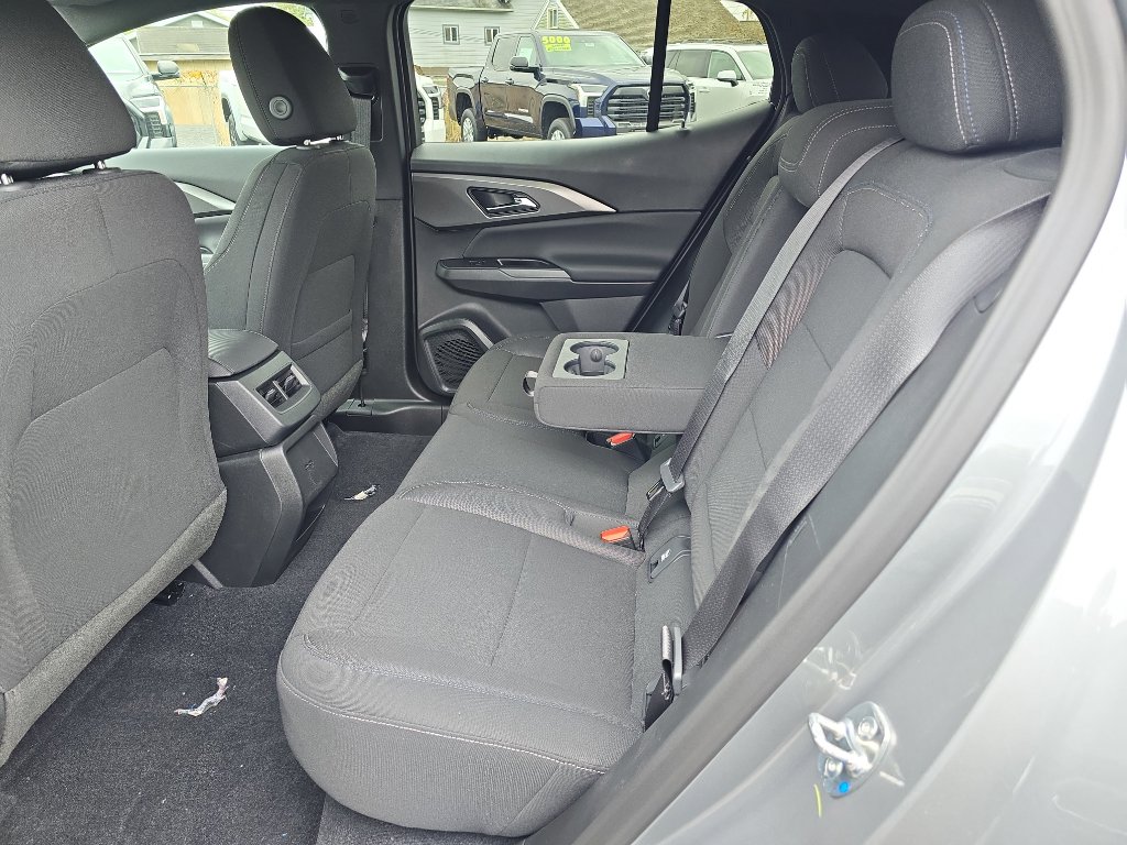 New 2026 Chevrolet Equinox EV LT image 16