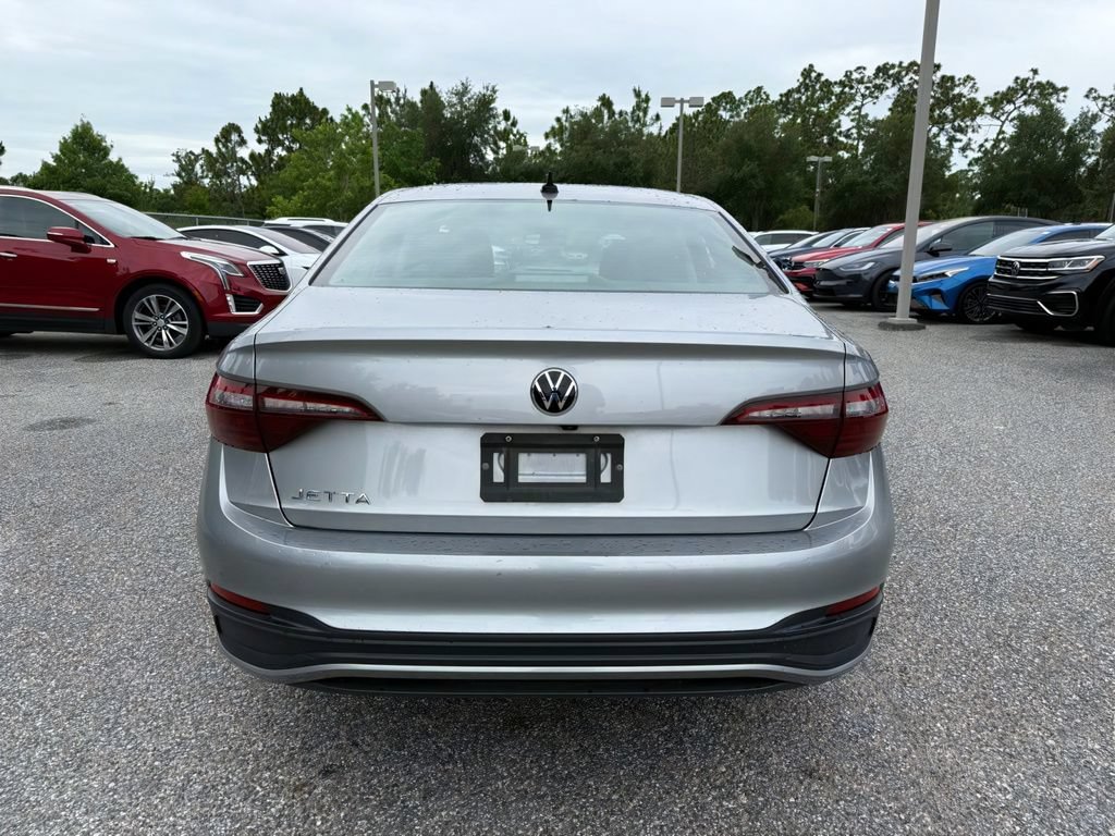 Certified 2024 Volkswagen Jetta S FWD image 13