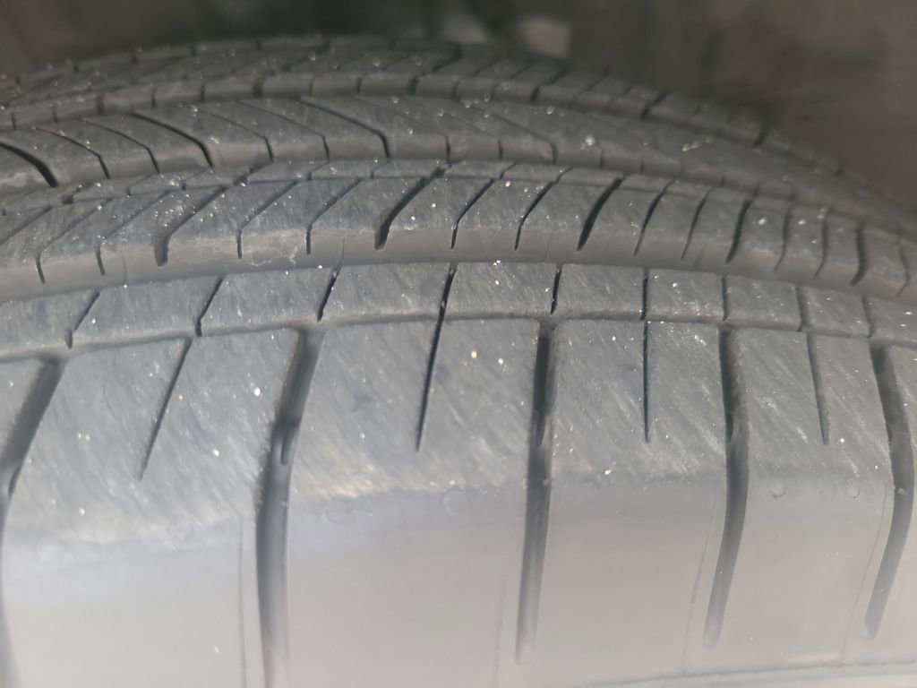 Certified 2023 Toyota Corolla Cross LE image 32