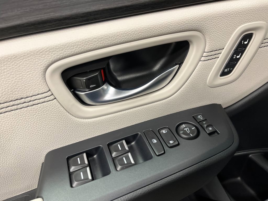 New 2026 Honda Pilot Touring image 15