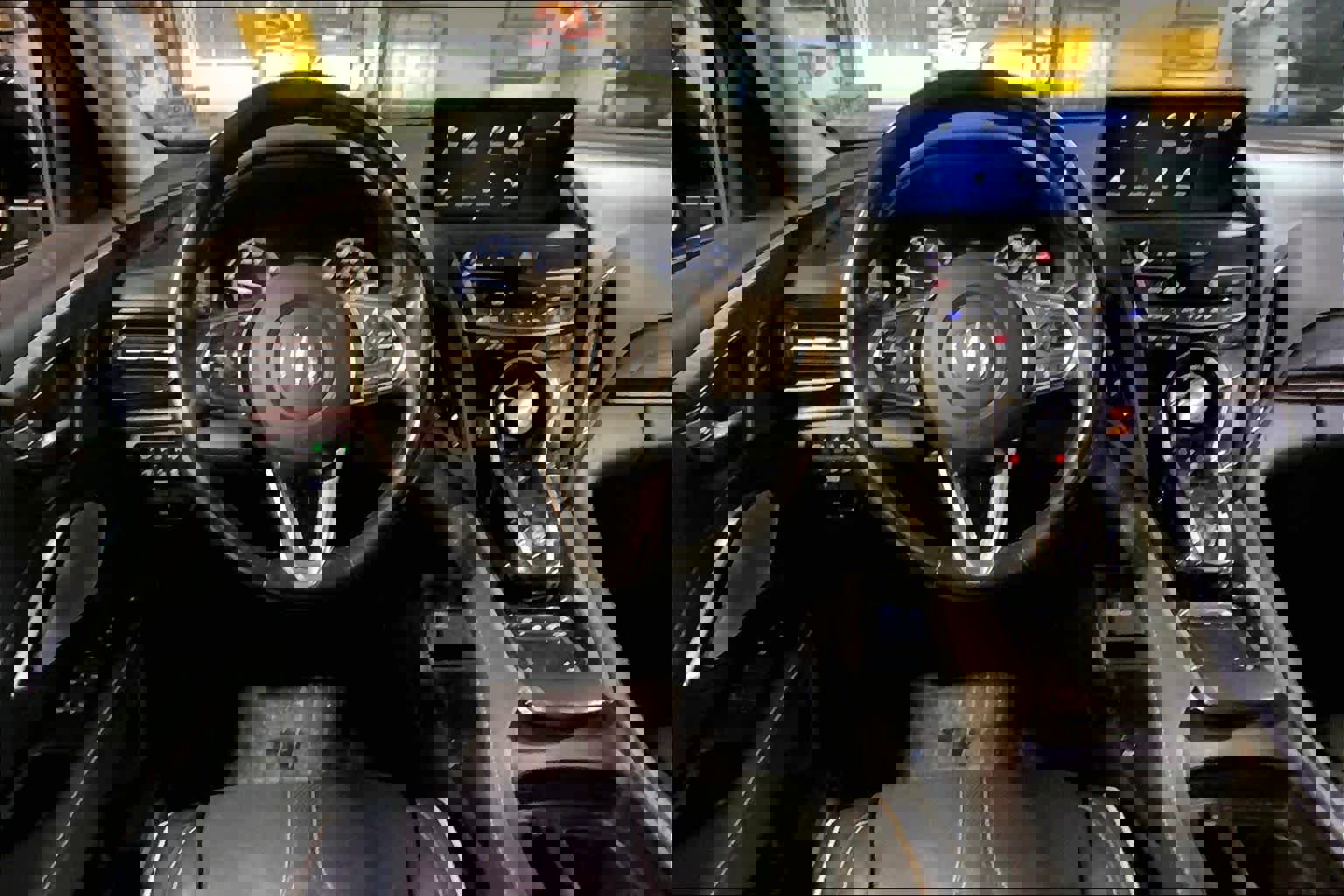 Used 2020 Acura RDX AWD w/ Advance Package image 5