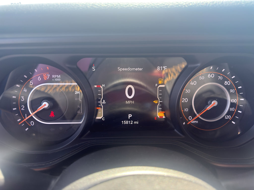 Certified 2024 Jeep Gladiator Sport AWD/4WD image 18