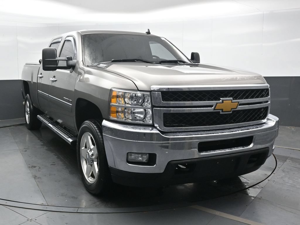 Used 2013 Chevrolet Silverado 2500 LT w/ Custom Sport Truck Package RWD image 6