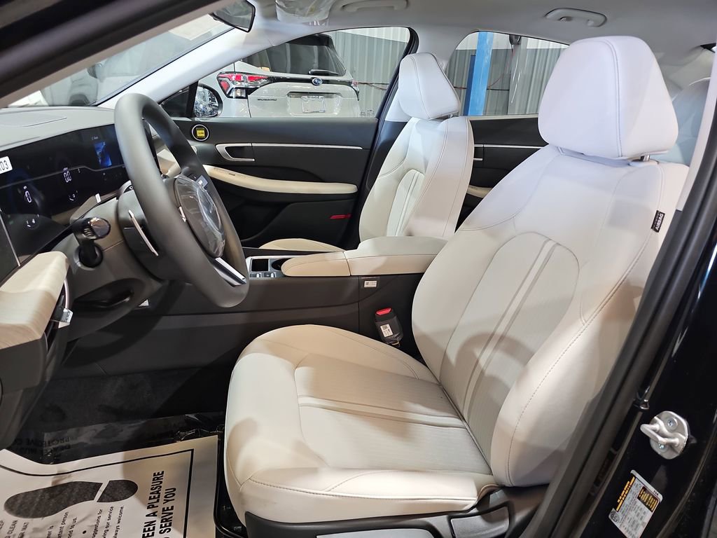 New 2026 Hyundai Sonata Blue FWD image 14