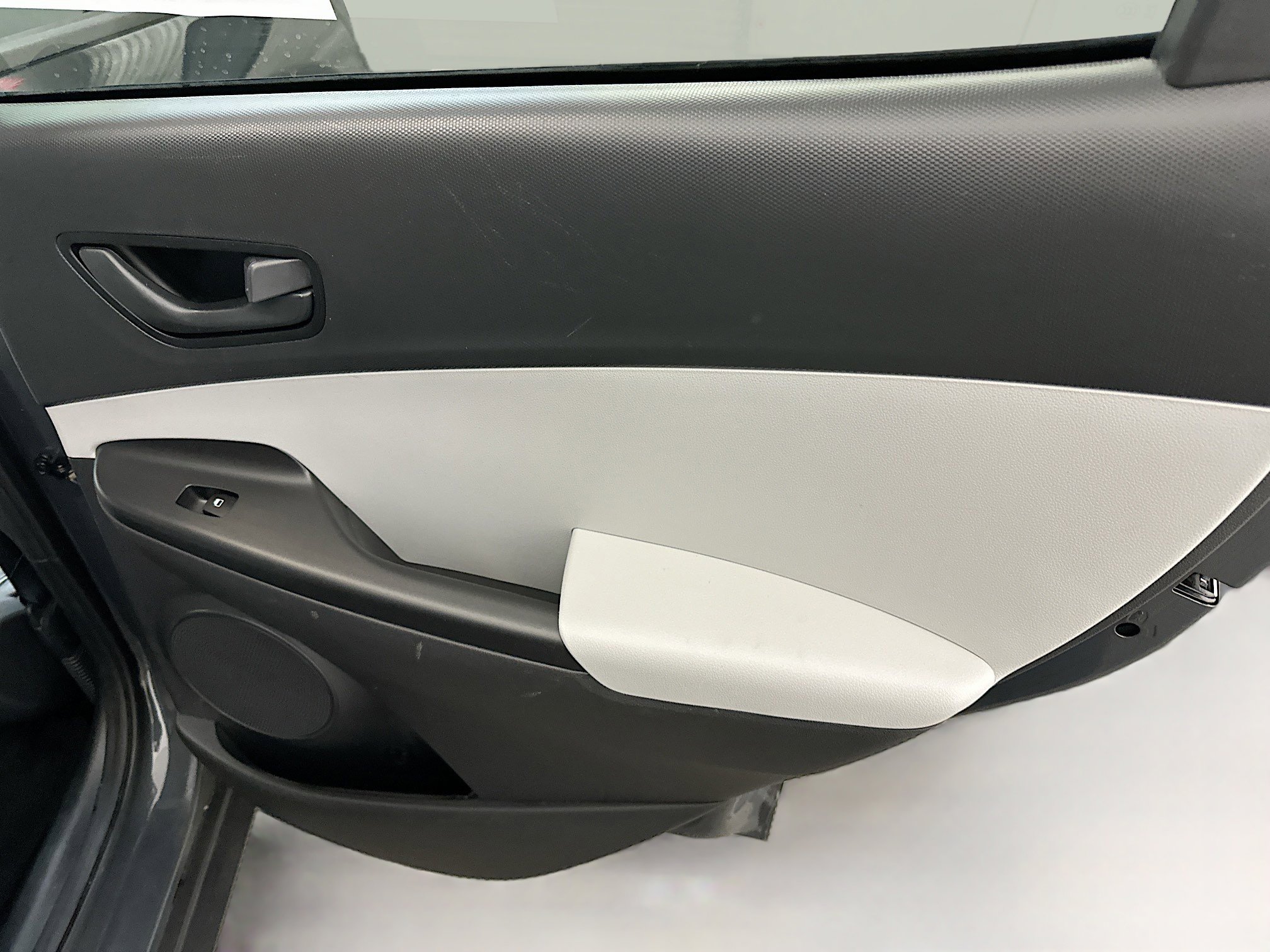 Used 2023 Hyundai Kona SEL image 30