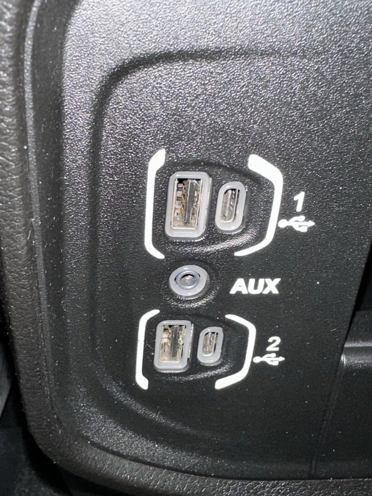 Used 2024 RAM 2500 Laramie image 34