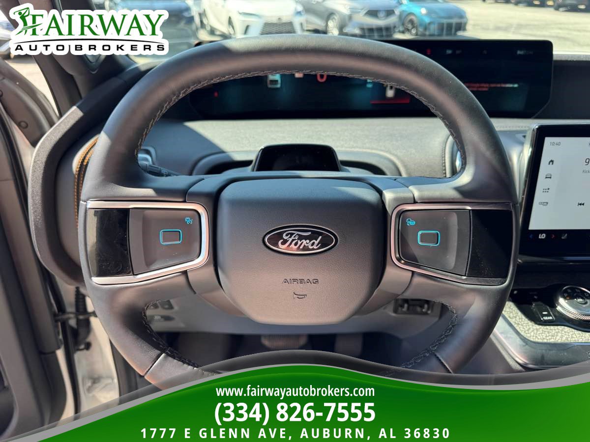 Used 2026 Ford Expedition Tremor AWD/4WD image 19