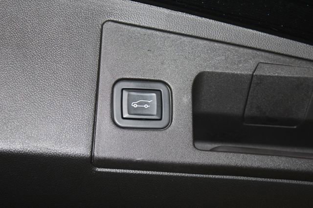 Certified 2023 Cadillac XT5 Premium Luxury w/ Platinum Package image 43