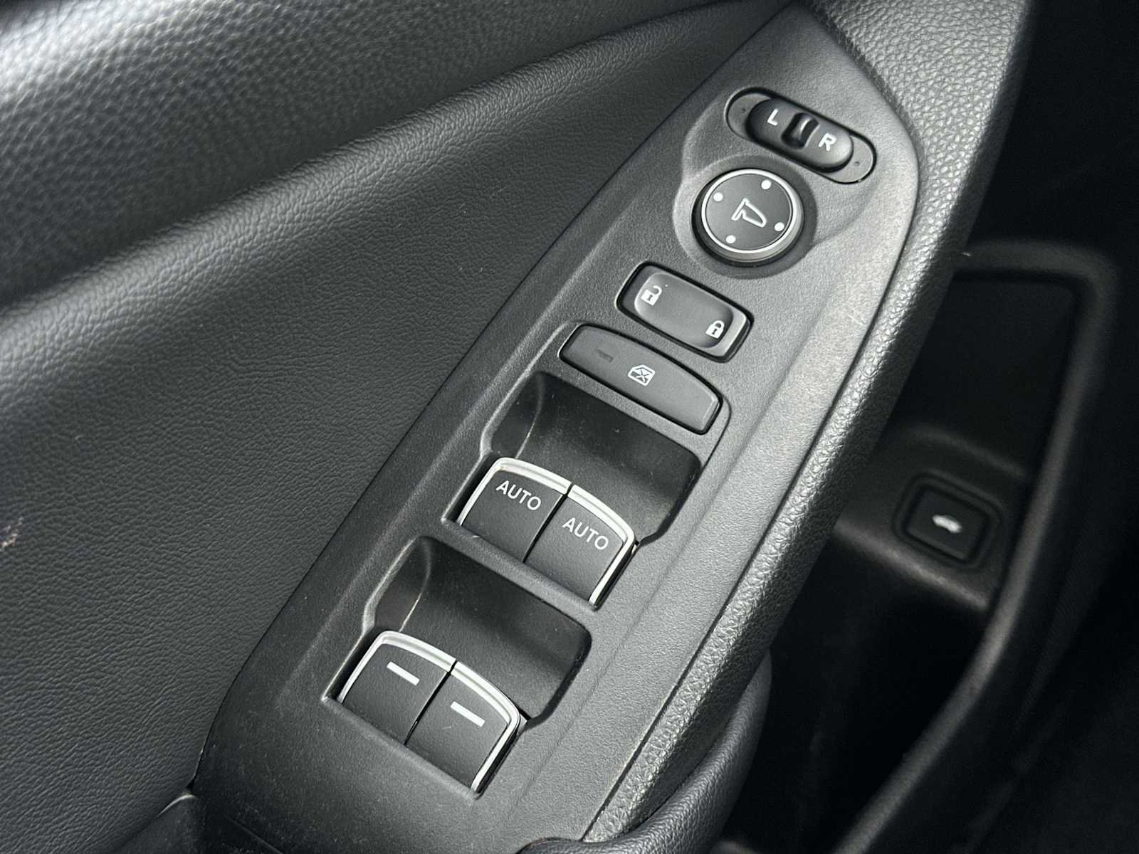 Used 2022 Honda Accord Sport Special Edition image 15