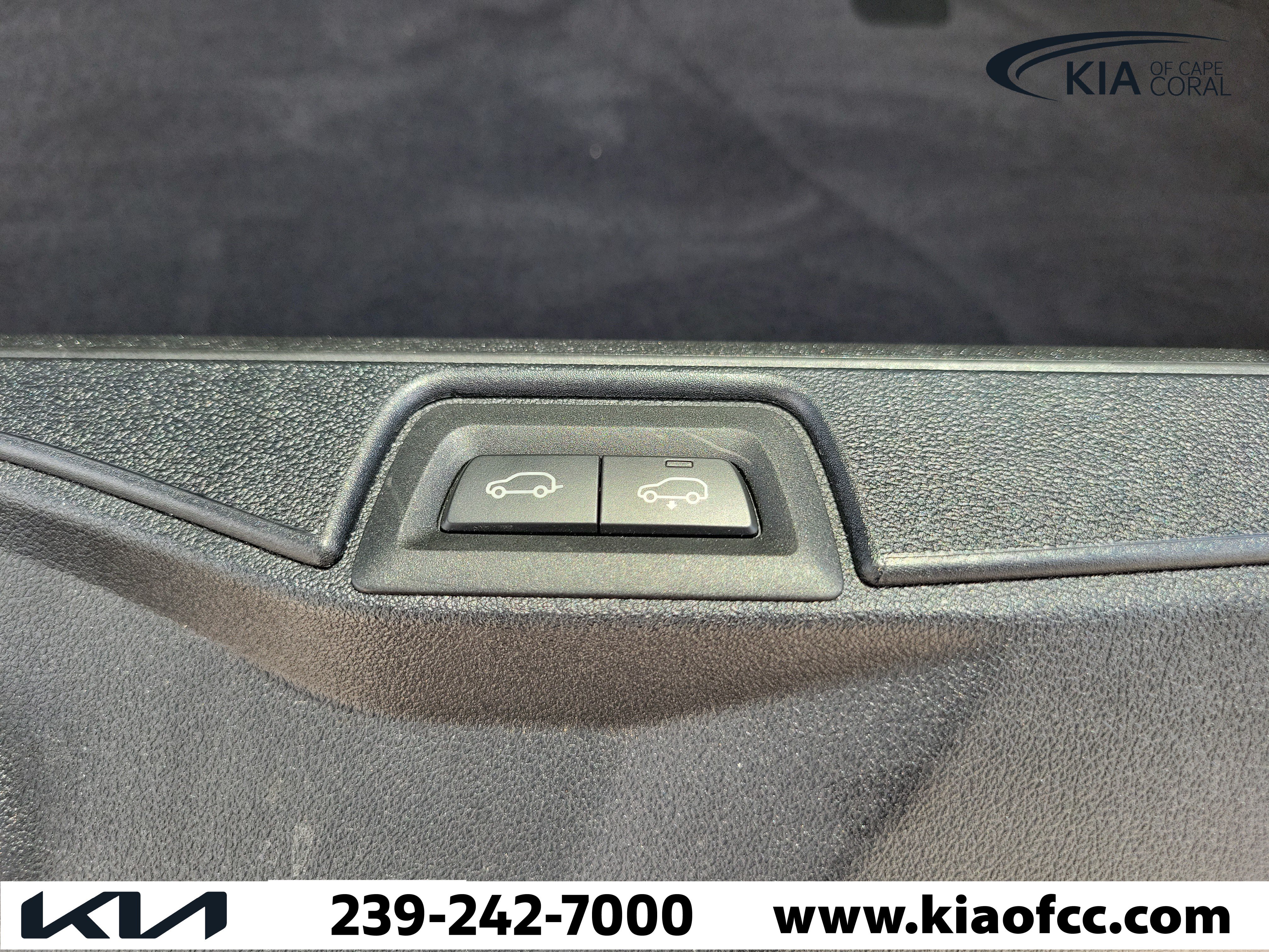 Used 2023 BMW X7 xDrive40i w/ Executive Package AWD/4WD image 12