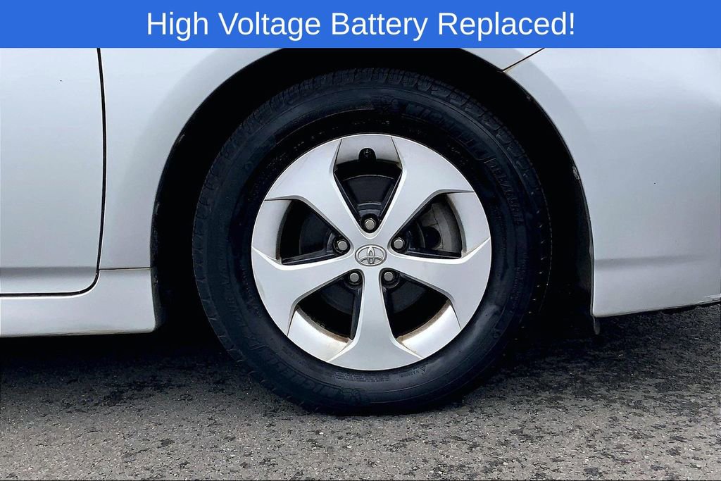 Used 2014 Toyota Prius Two image 9