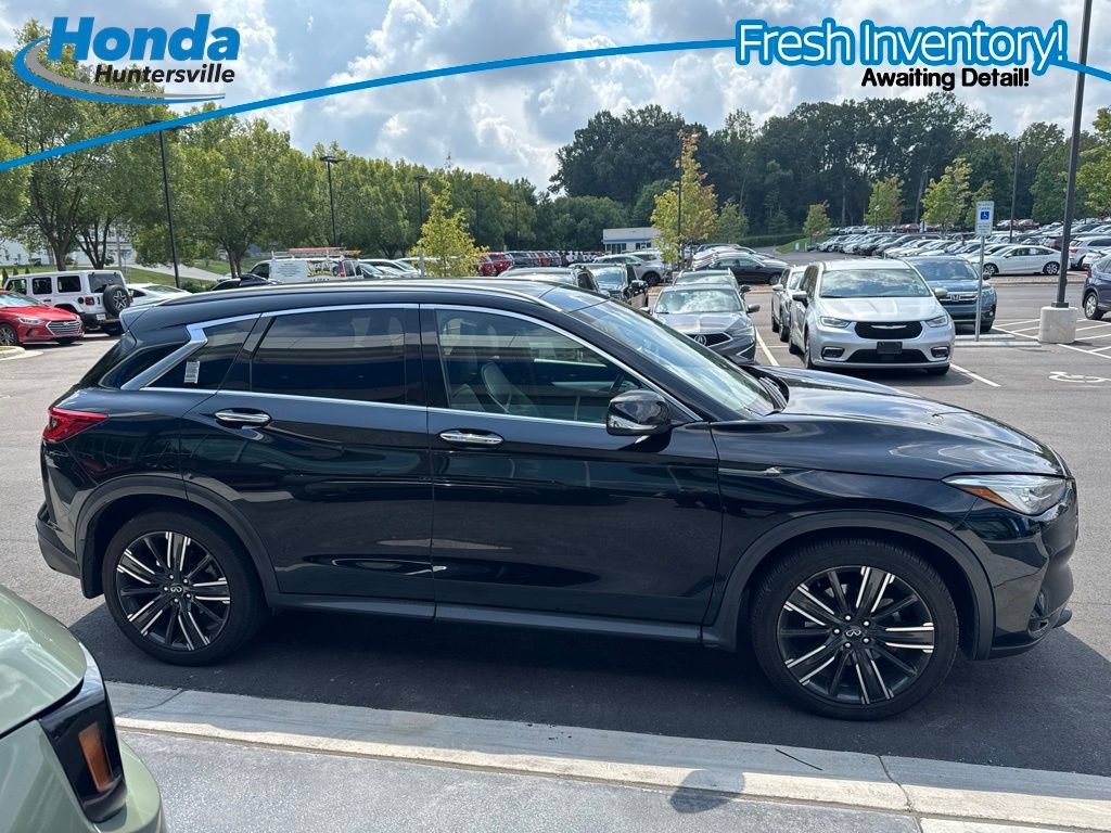 Used 2021 INFINITI QX50 Luxe w/ Appearance Package AWD/4WD image 3