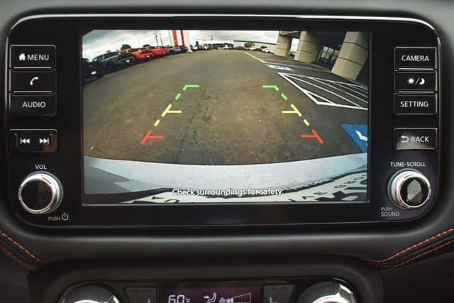 New 2025 Nissan Versa SR w/ Trunk Package image 23