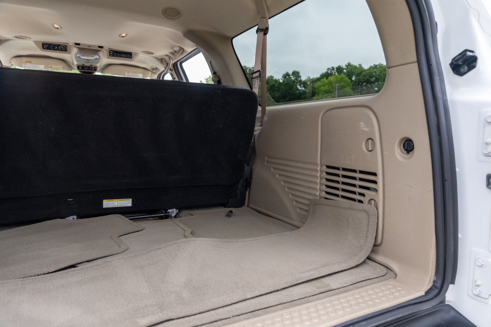 Used 2005 Ford Excursion Eddie Bauer AWD/4WD image 37