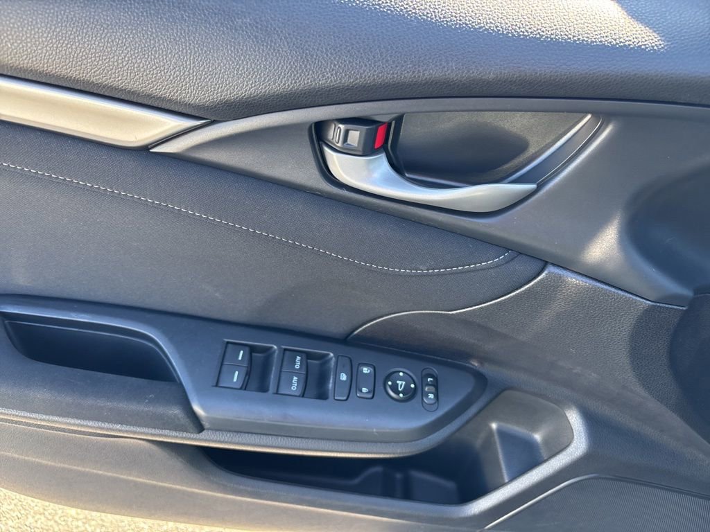Used 2019 Honda Civic EX image 10