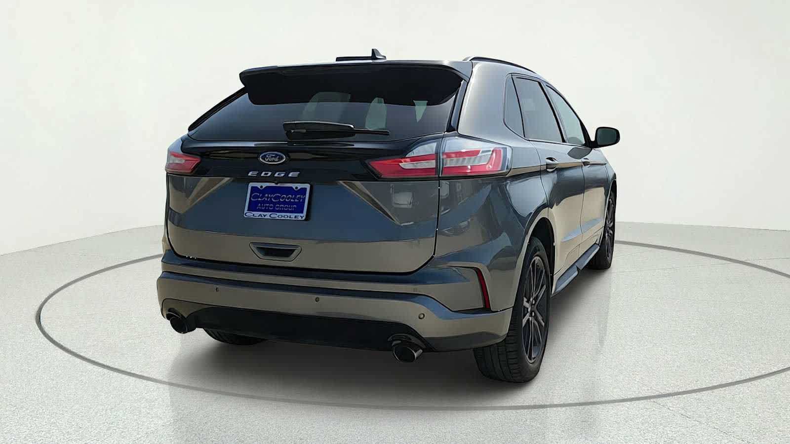 Used 2021 Ford Edge ST-Line FWD image 7