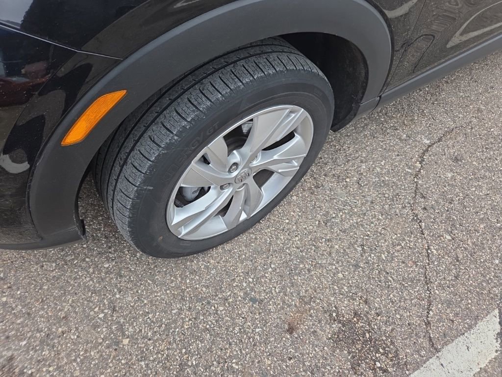 Certified 2025 Buick Encore GX Preferred image 9