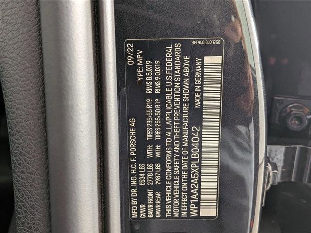 Certified 2023 Porsche Macan image 29