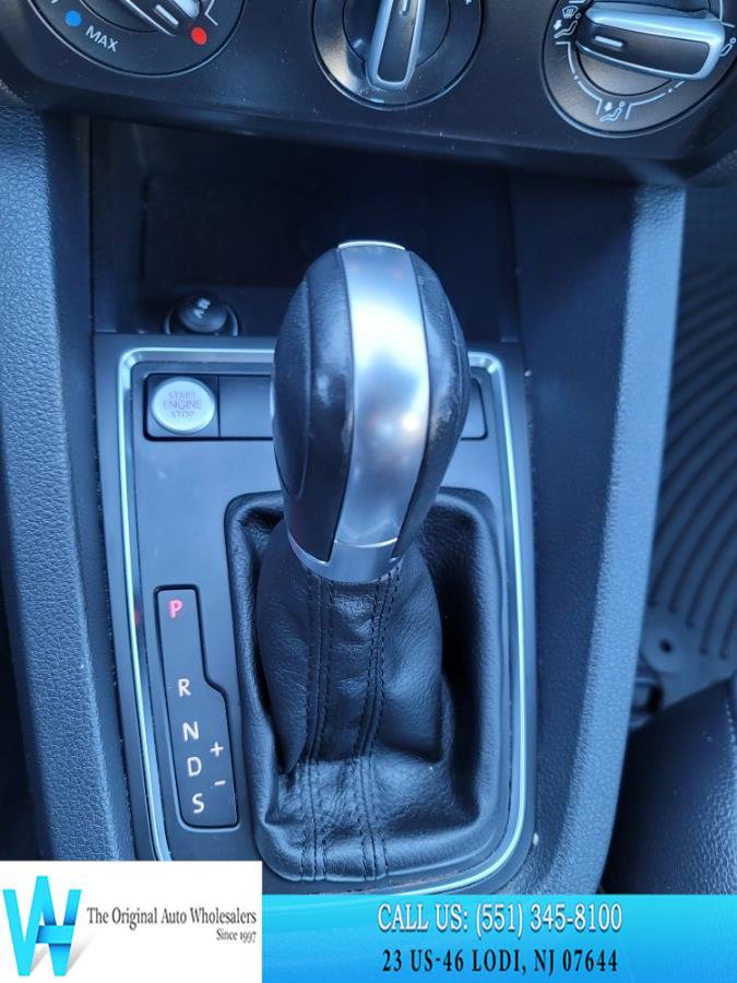 Used 2015 Volkswagen Jetta SE image 21
