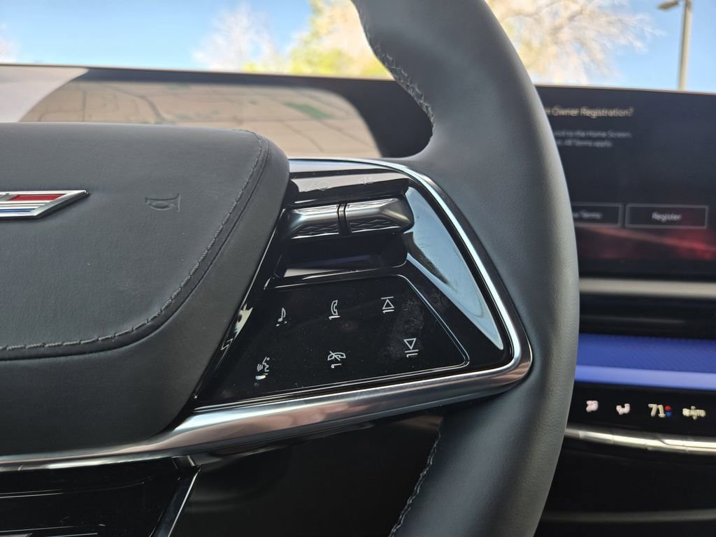 New 2026 Cadillac Optiq V w/ Magnus Launch Edition AWD/4WD image 17