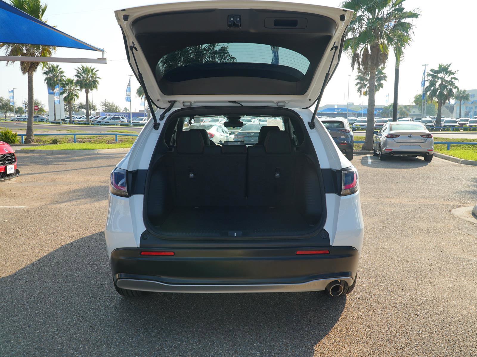 Used 2023 Honda HR-V Sport image 7