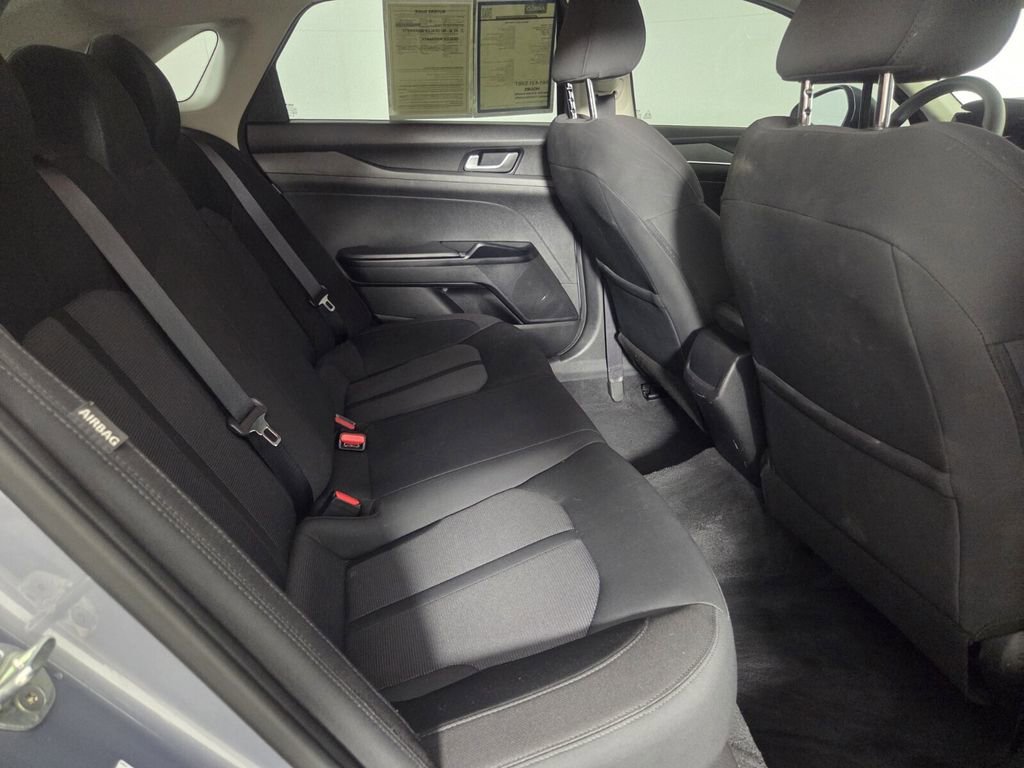 Used 2022 Kia K5 LX FWD image 29