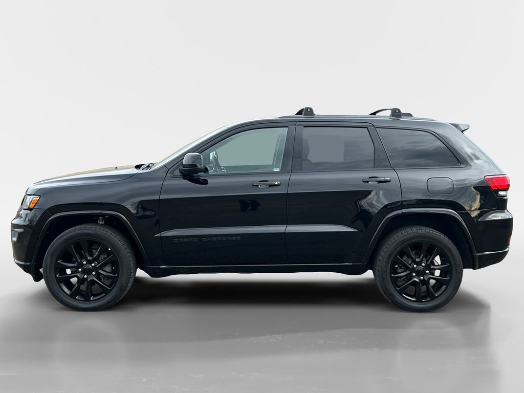 Used 2019 Jeep Grand Cherokee Altitude image 2